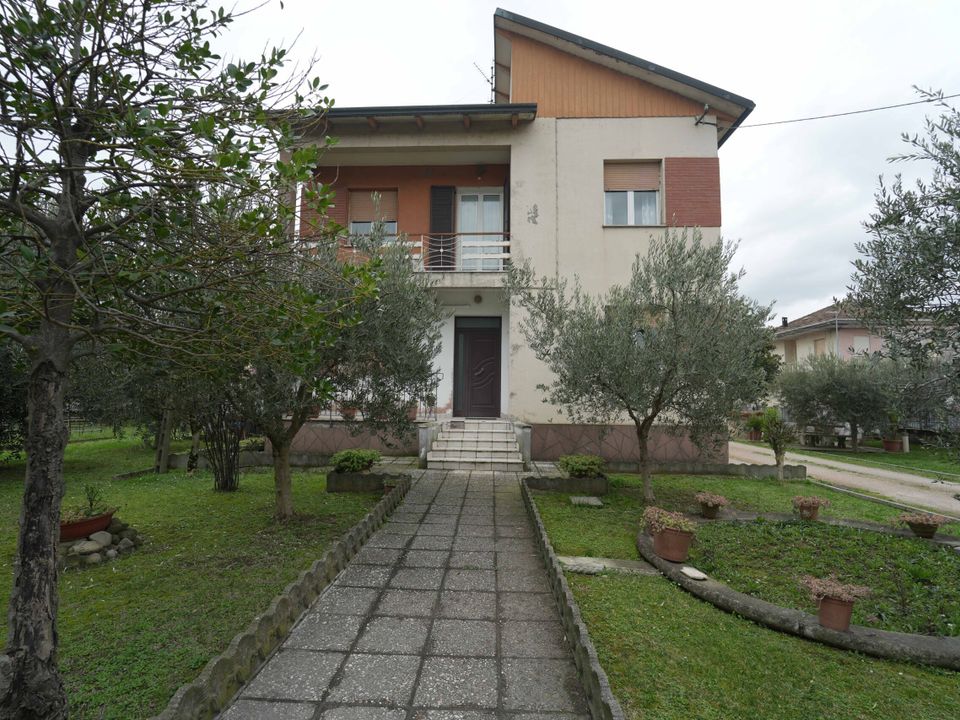 Villa i Santarcangelo Di Romagna, Rimini - foto 1