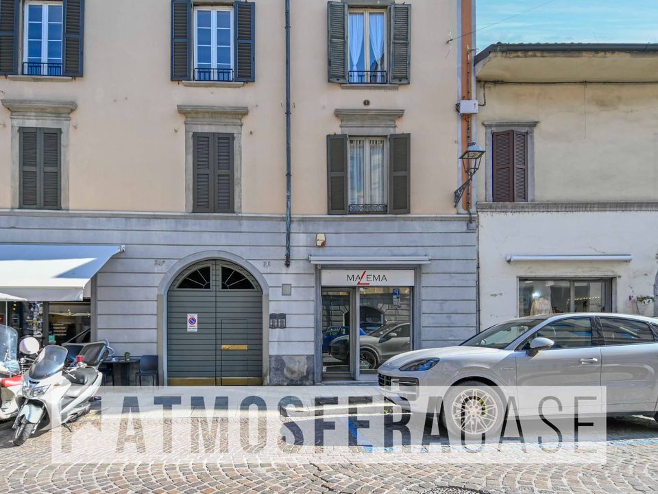 Erhvervsejendom i Bergamo, Bergamo - foto 1