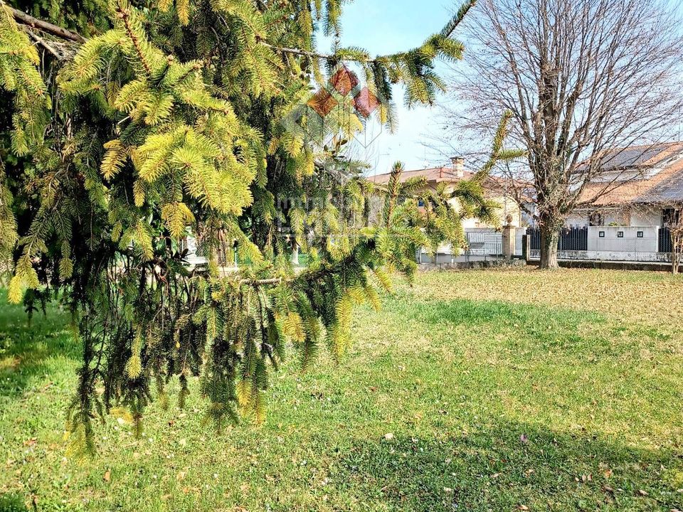 Helårsgrund i Ronchis, Udine - foto 3