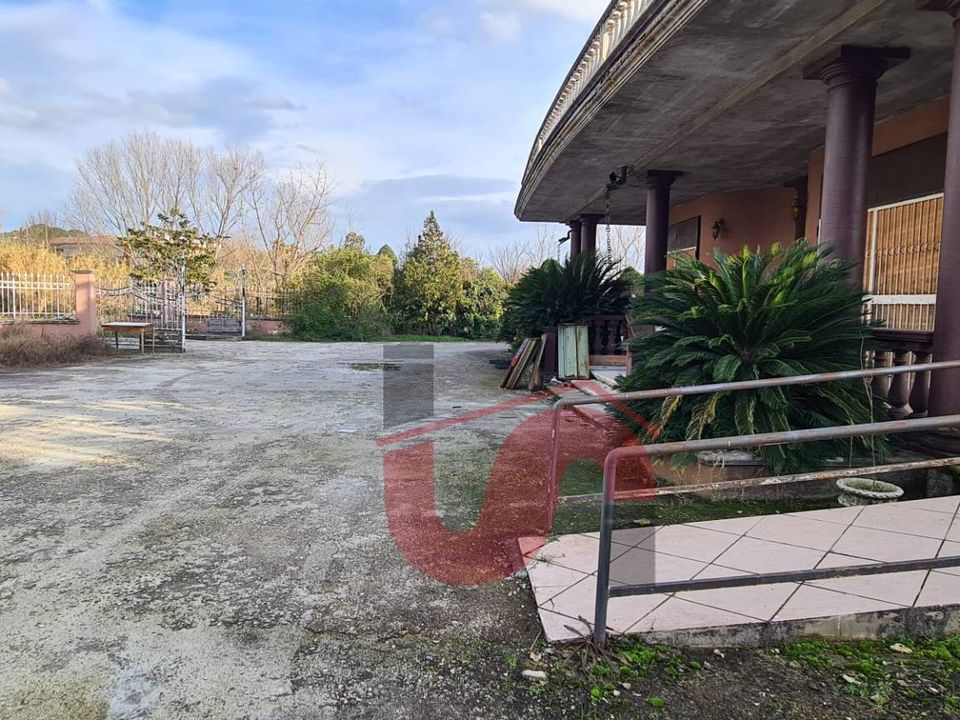 Erhvervsejendom i Benevento, Benevento - foto 4
