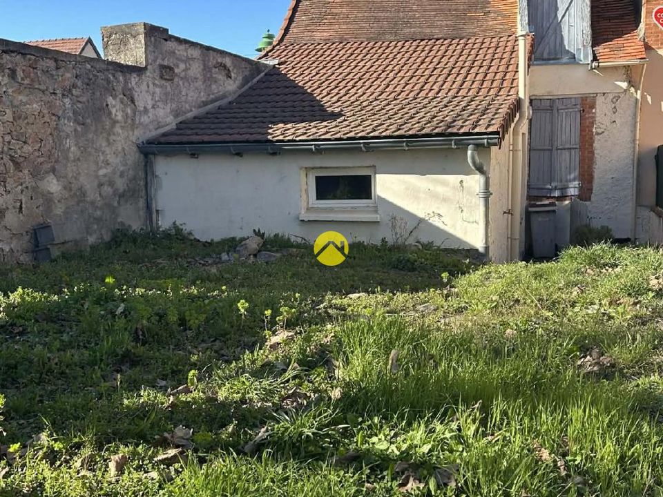 Villa i Montmarault, Allier - foto 1