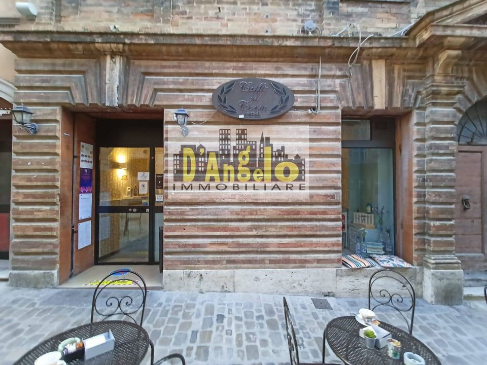 Erhvervsejendom i Offida, Ascoli Piceno - foto 1