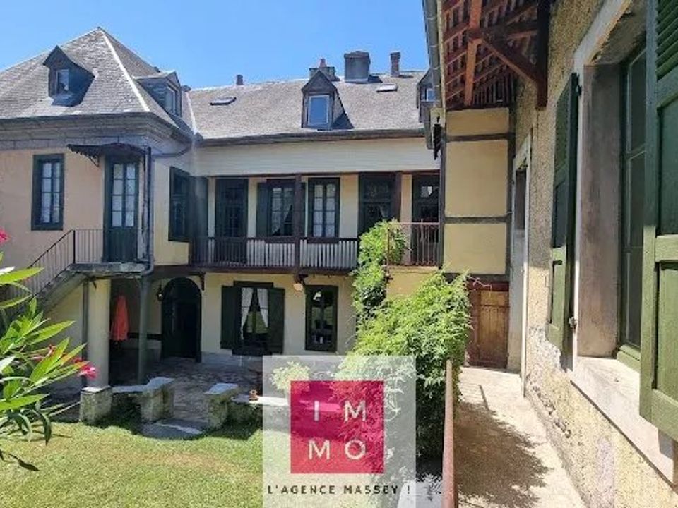 Villa i Tarbes, Hautes-Pyrenees - foto 1