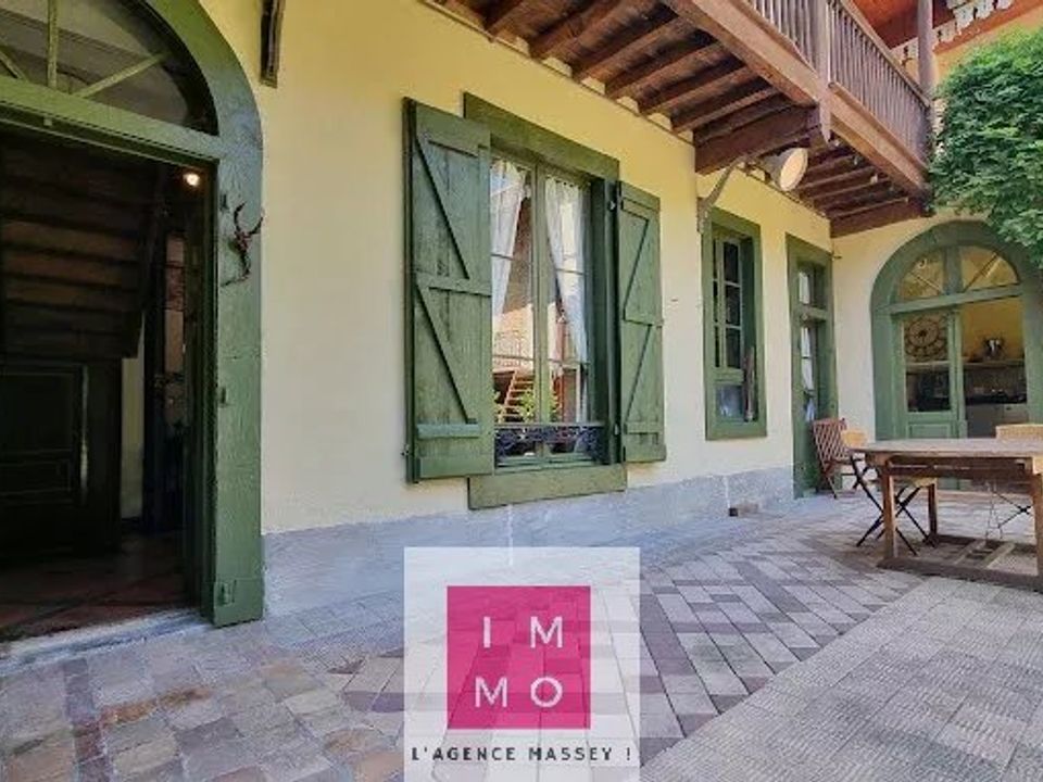 Villa in Tarbes, Hautes-Pyrenees - foto 2