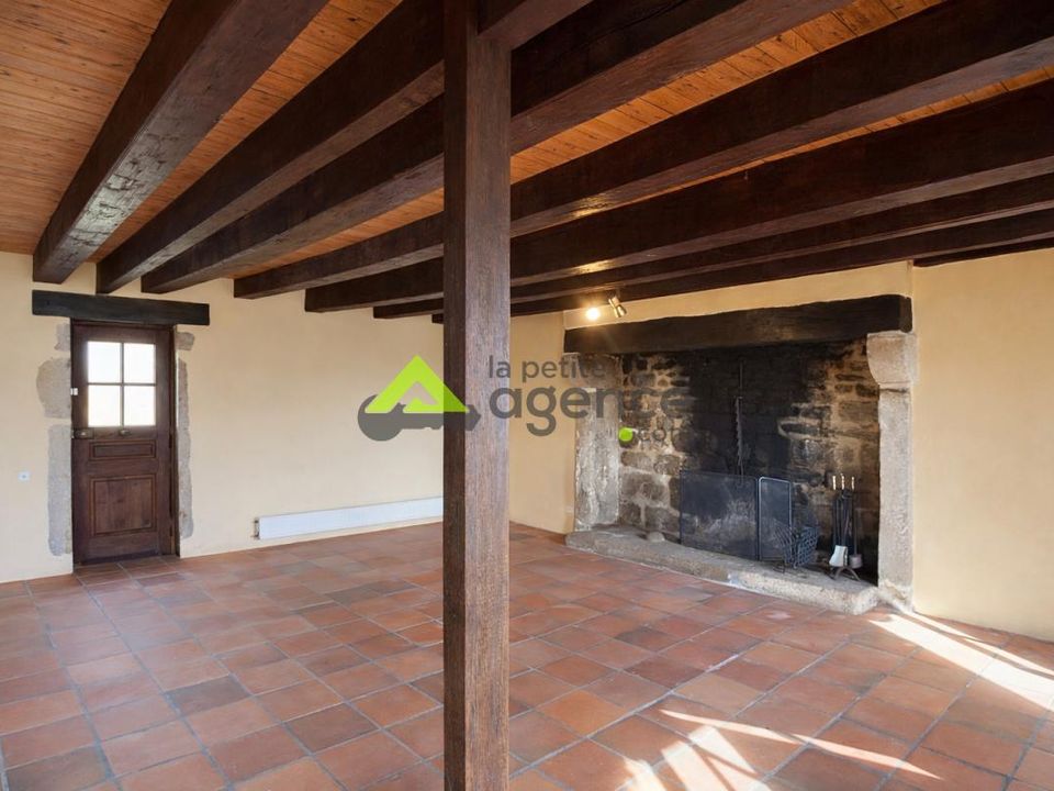 Landsbyhus i Saint-Marc-a-Frongier, Creuse - foto 2