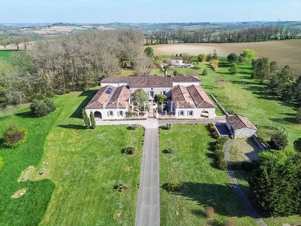 Landejendom i Agen, Lot-et-Garonne - foto 1