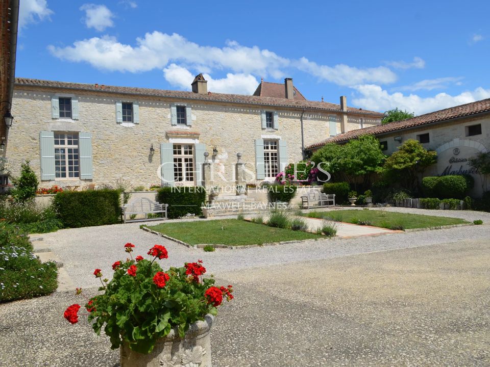 Landejendom i Sainte-Foy-la-Grande, Gironde - foto 1