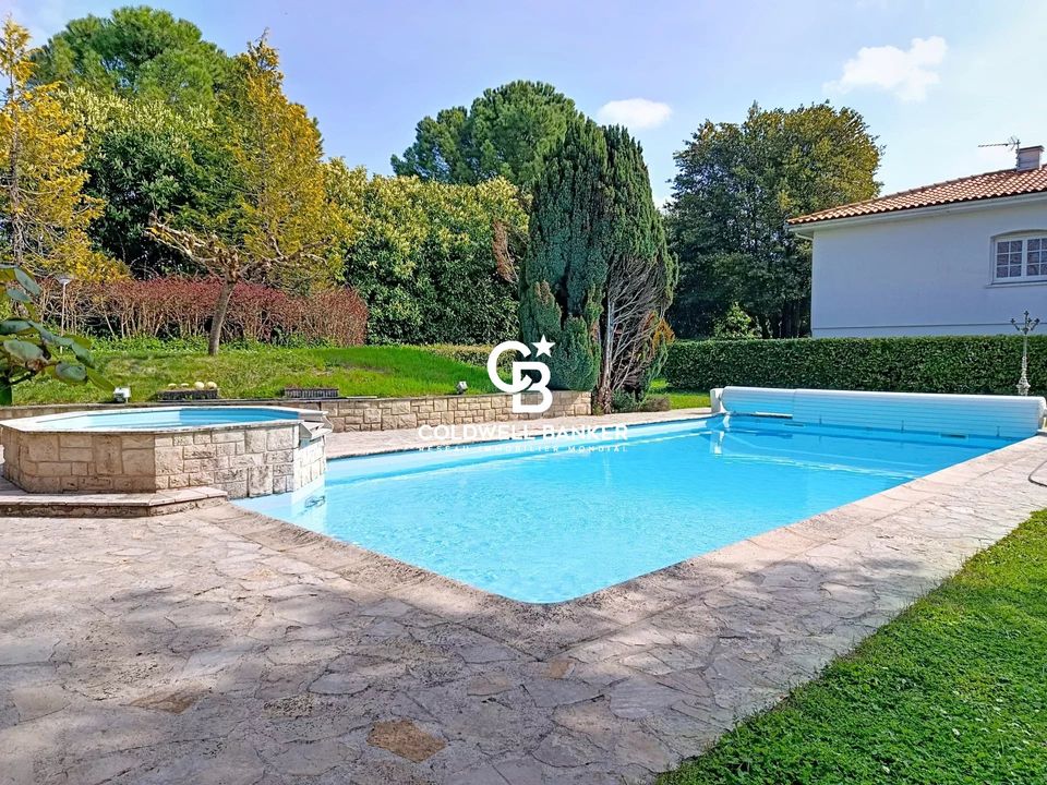 Villa i Saintes, Charente-Maritime - foto 2