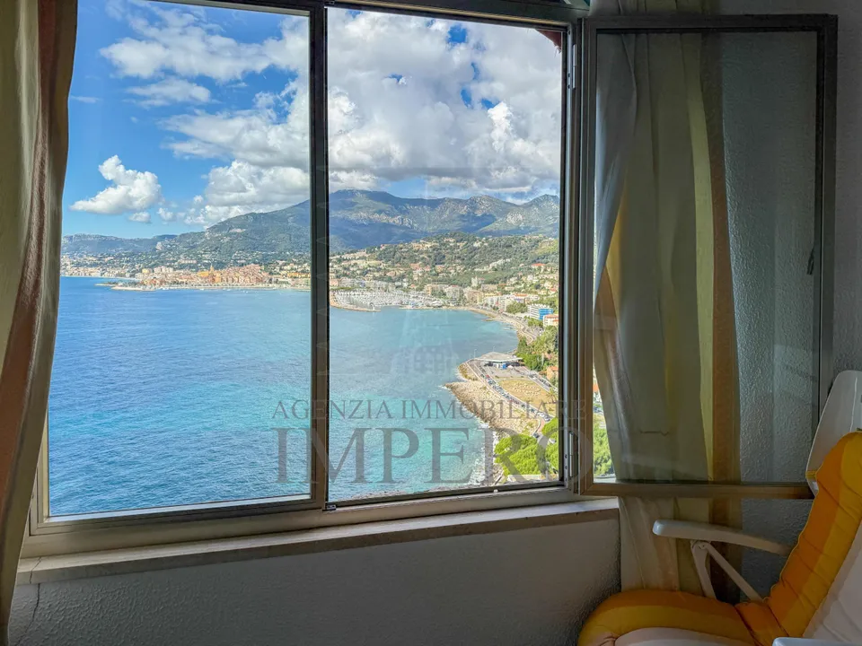 Lejlighed i Ventimiglia, Imperia - foto 1