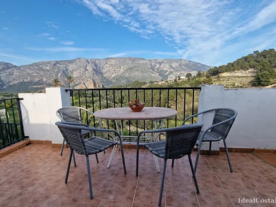 Casa de poble a Benimantell, Alicante - foto 1