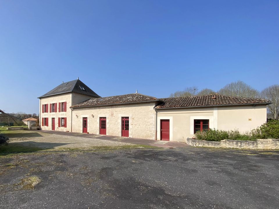 Villa i Valence-en-Poitou, Vienne - foto 1