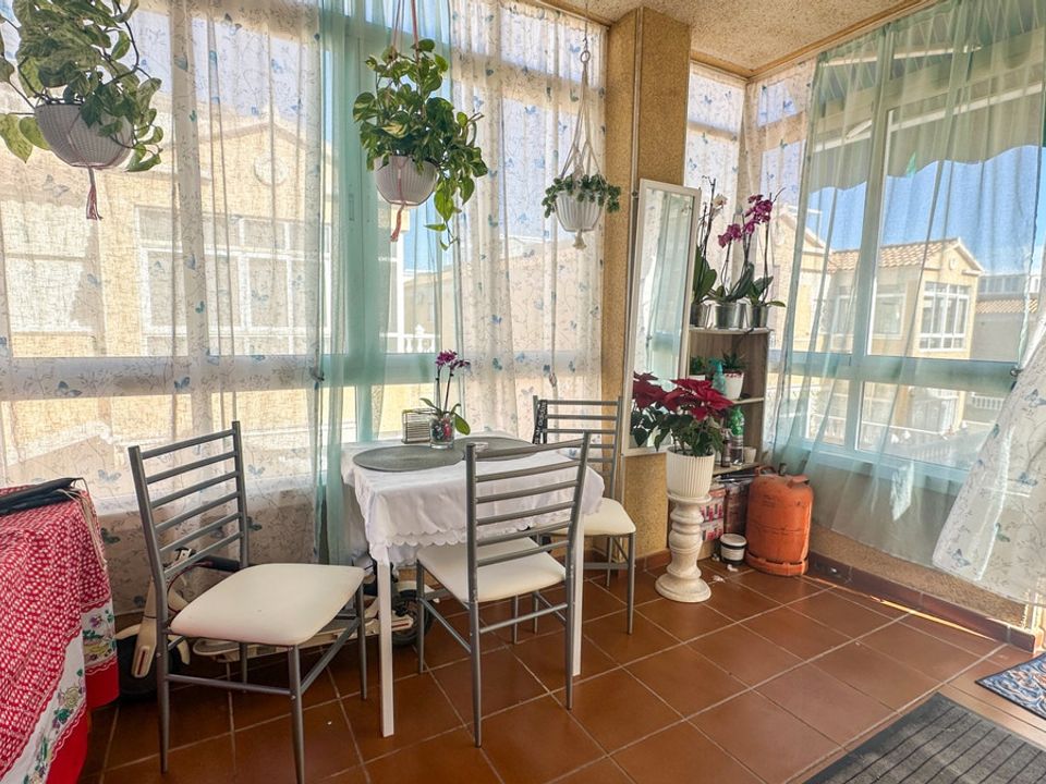 Квартира в Torrevieja, Alicante - фотография 2
