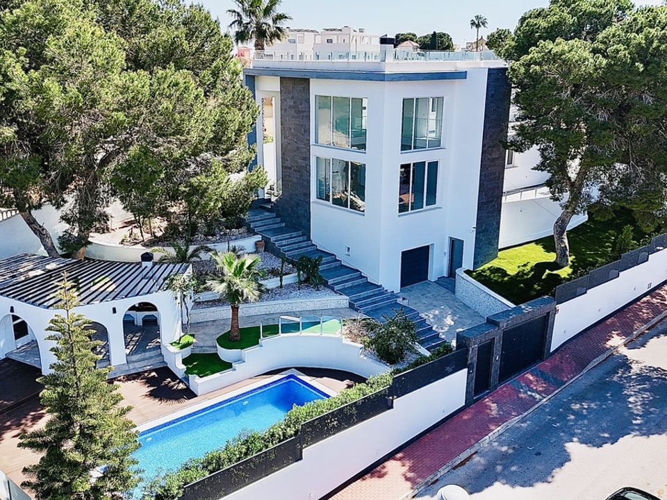 Villa i Los Balcones, Alicante - foto 1
