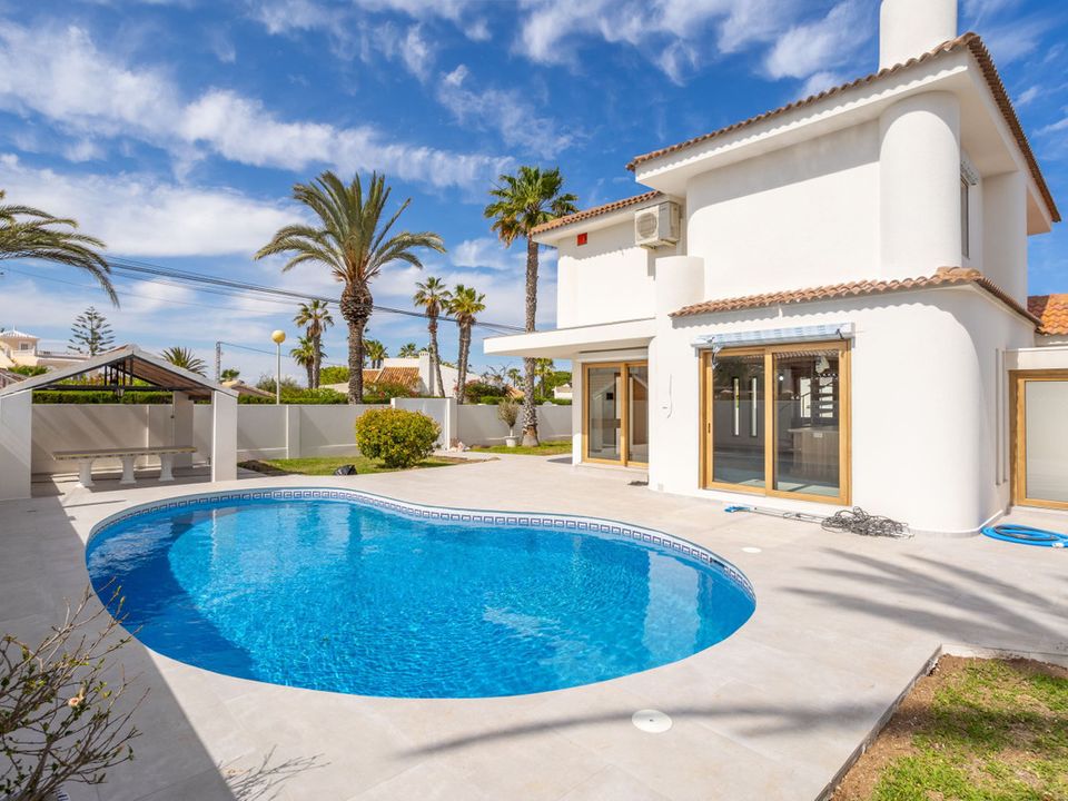 Villa i Cabo Roig, Alicante - foto 1