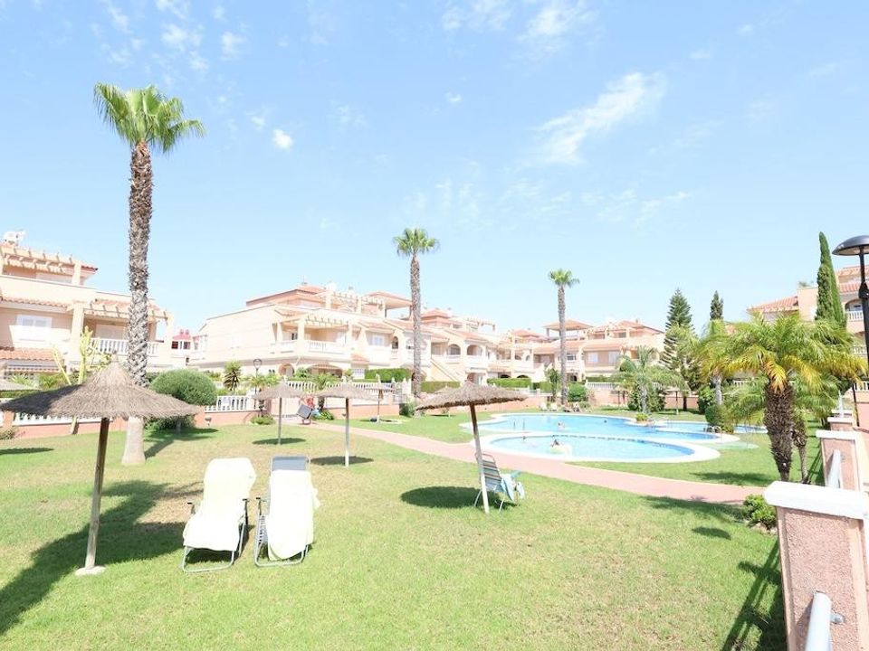 Lejlighed i Punta Prima, Alicante - foto 1