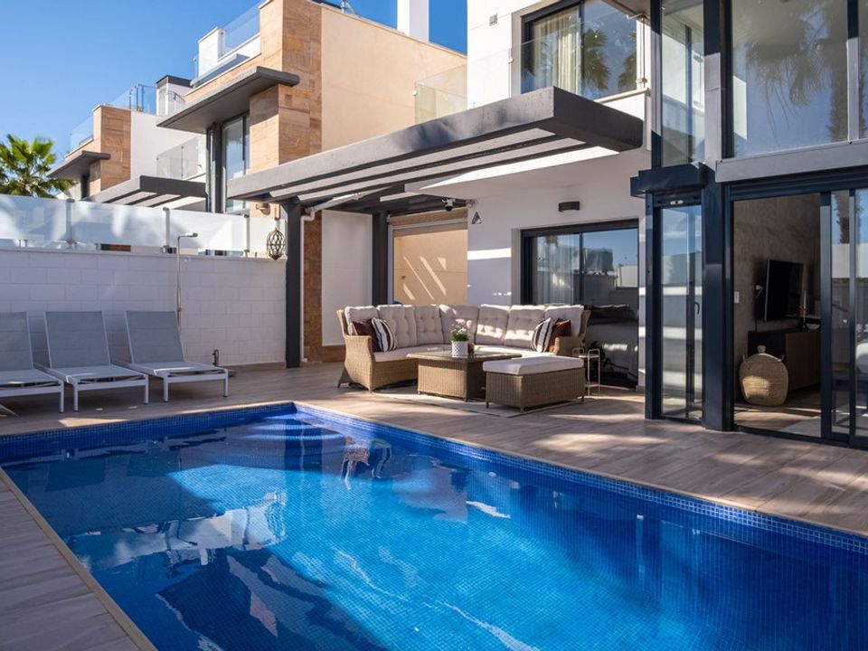 Villa i Cabo Roig, Alicante - foto 1