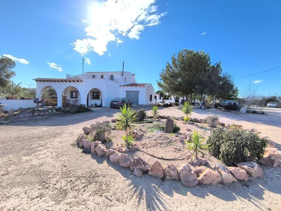 Villa i Novelda, Alicante - foto 1