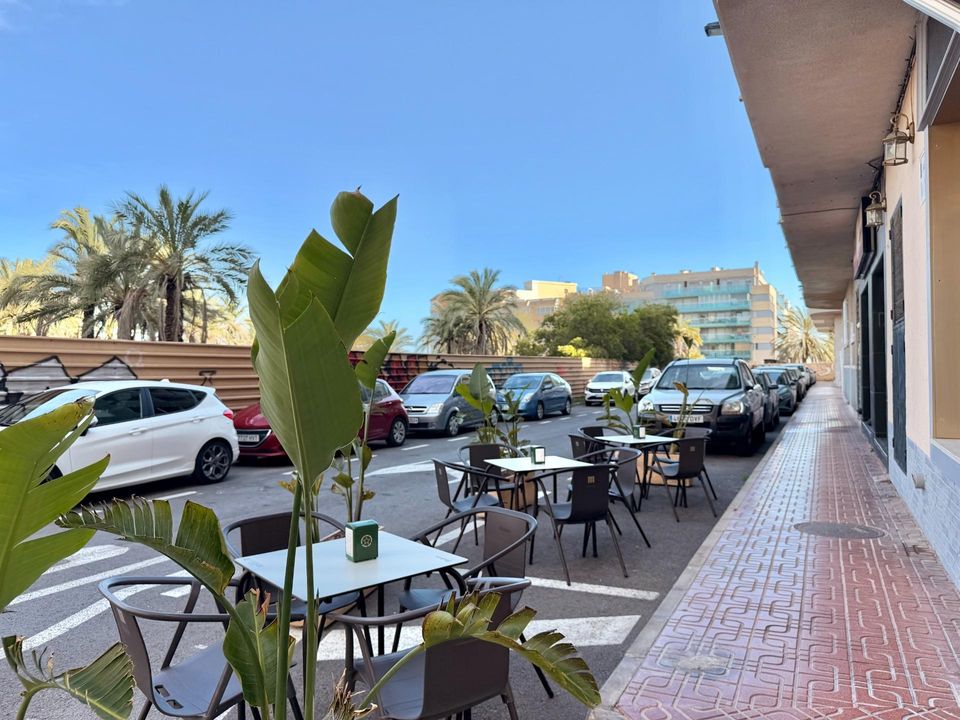 Erhvervsejendom i Torrevieja, Alicante - foto 3