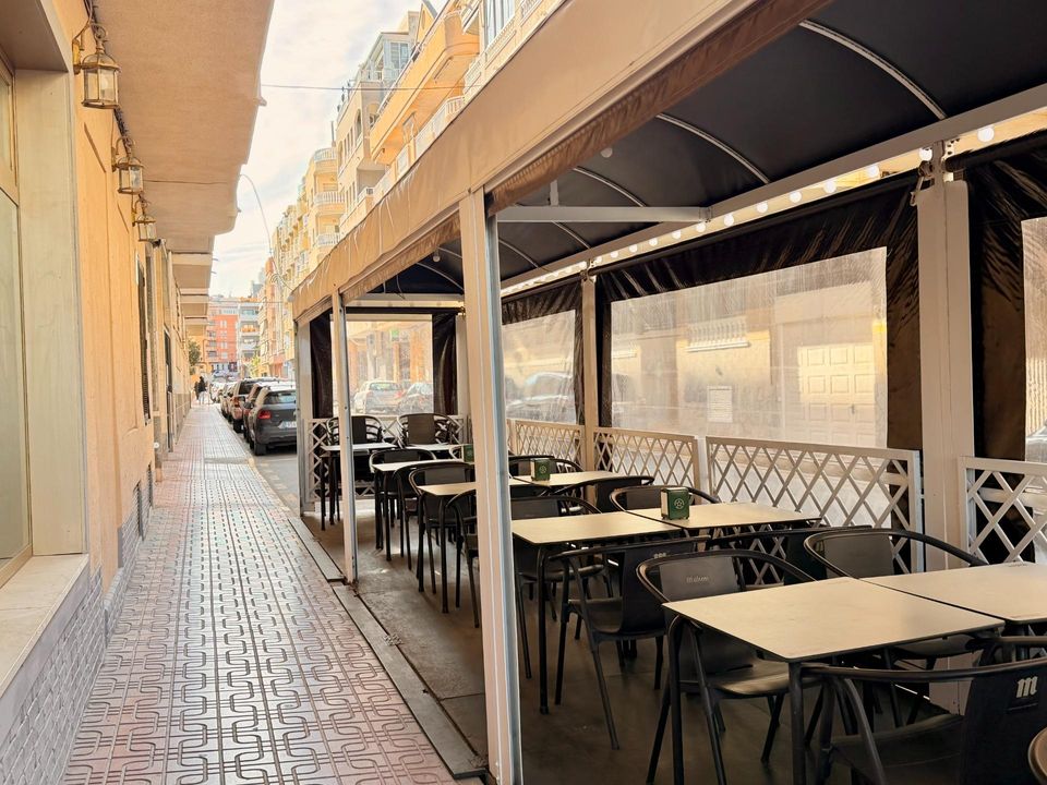 Erhvervsejendom i Torrevieja, Alicante - foto 4