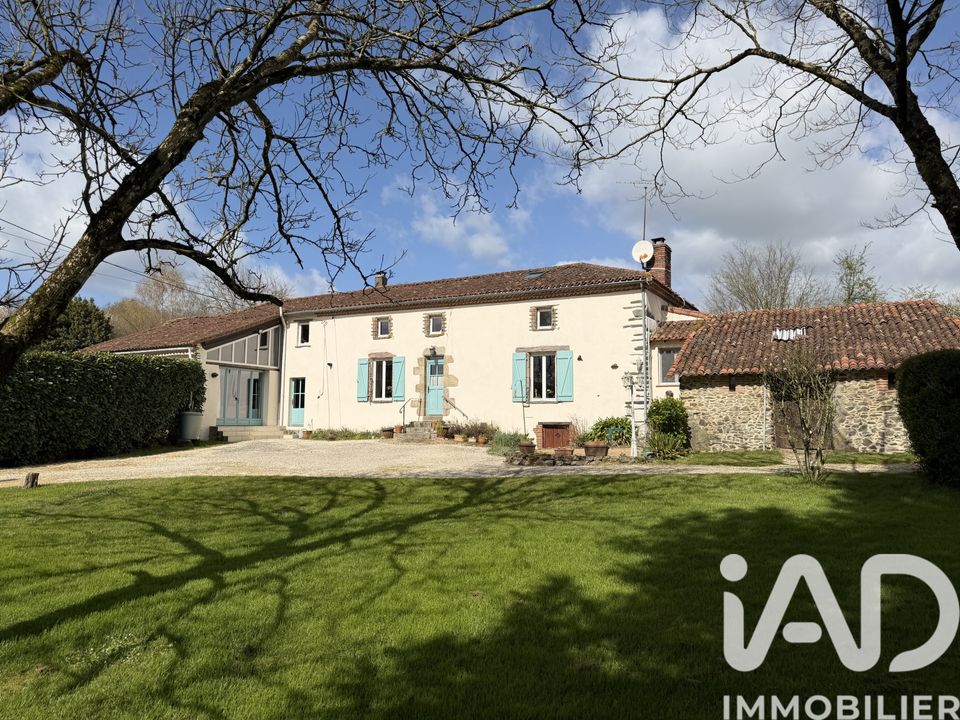 Landejendom i St.-Paul-en-Gâtine, Deux-Sevres - foto 1