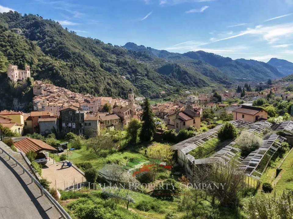 Helårsgrund i Apricale, Imperia - foto 2