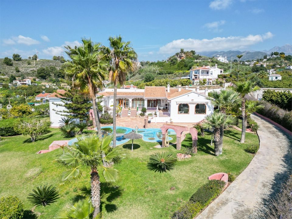 Villa i Nerja, Malaga - foto 3
