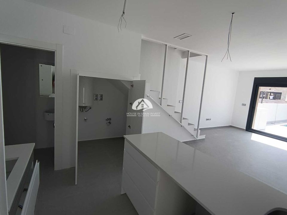 Villa i Daya Nueva, Alicante - bilde 3