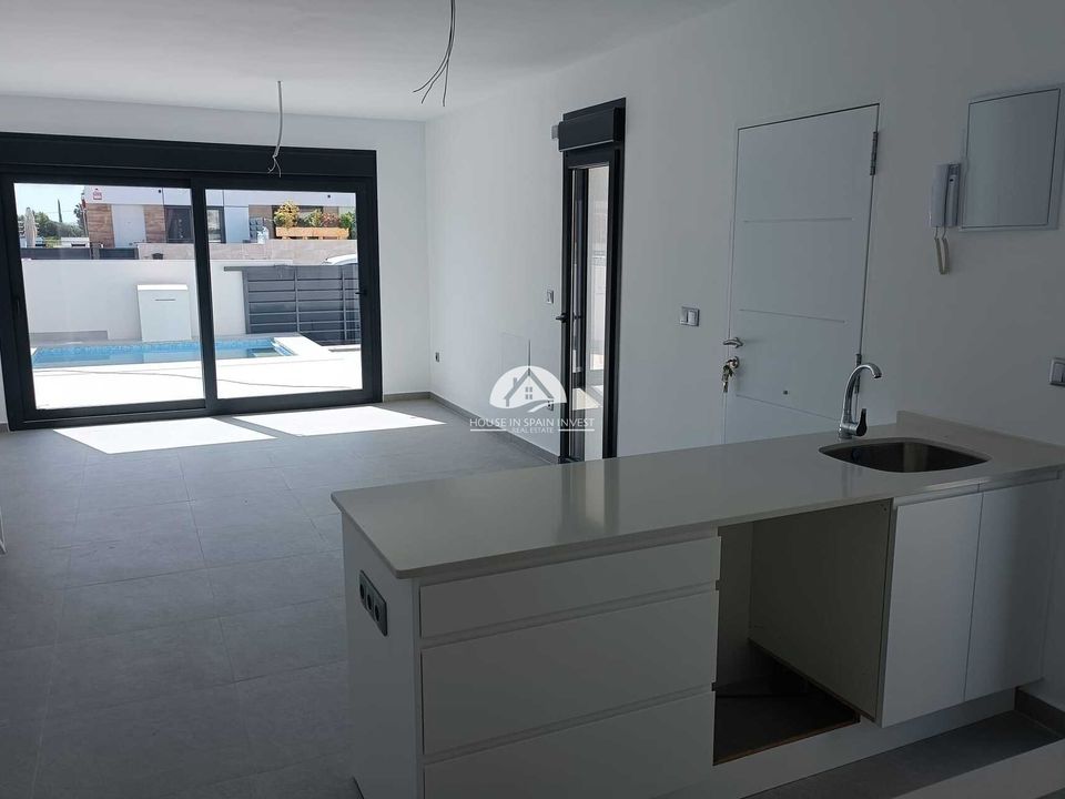 Villa i Daya Nueva, Alicante - bilde 5