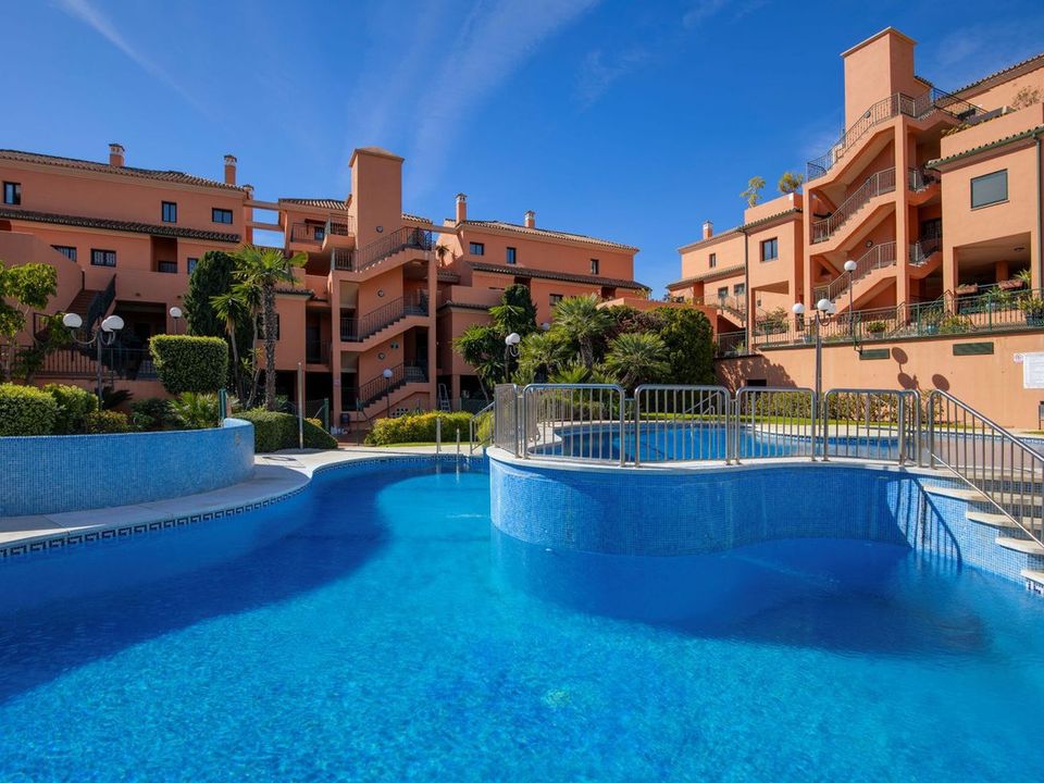 Lejlighed i Elviria, Malaga - foto 1