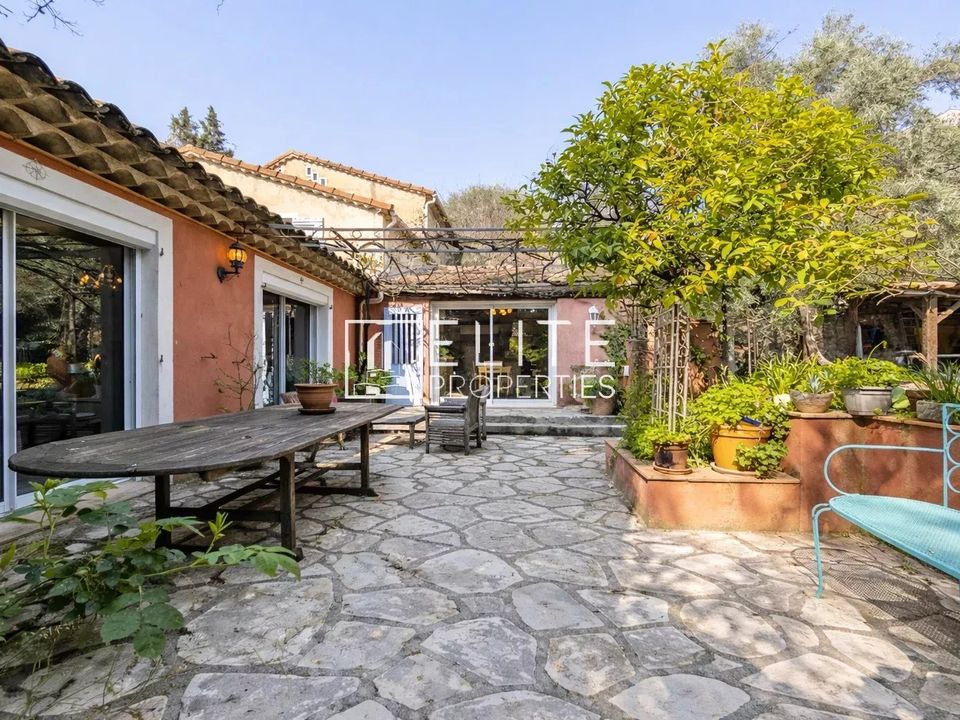 Villa i Grasse, Alpes-Maritimes - foto 3