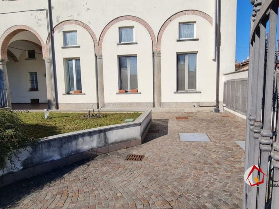 Erhvervsejendom i Inzago, Milan - foto 4