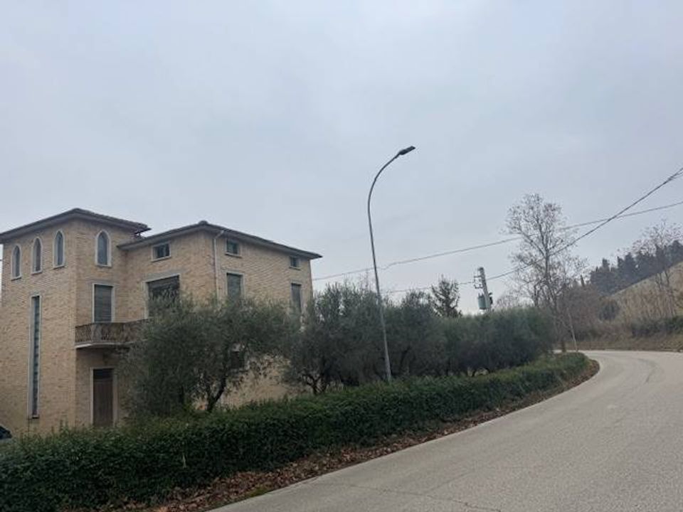 Villa i Montalto delle Marche, Ascoli Piceno - foto 1