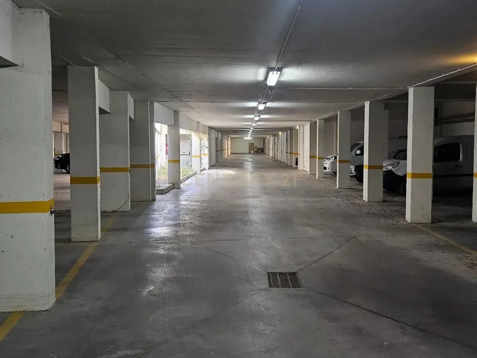 Garage i Evora, Evora - foto 4