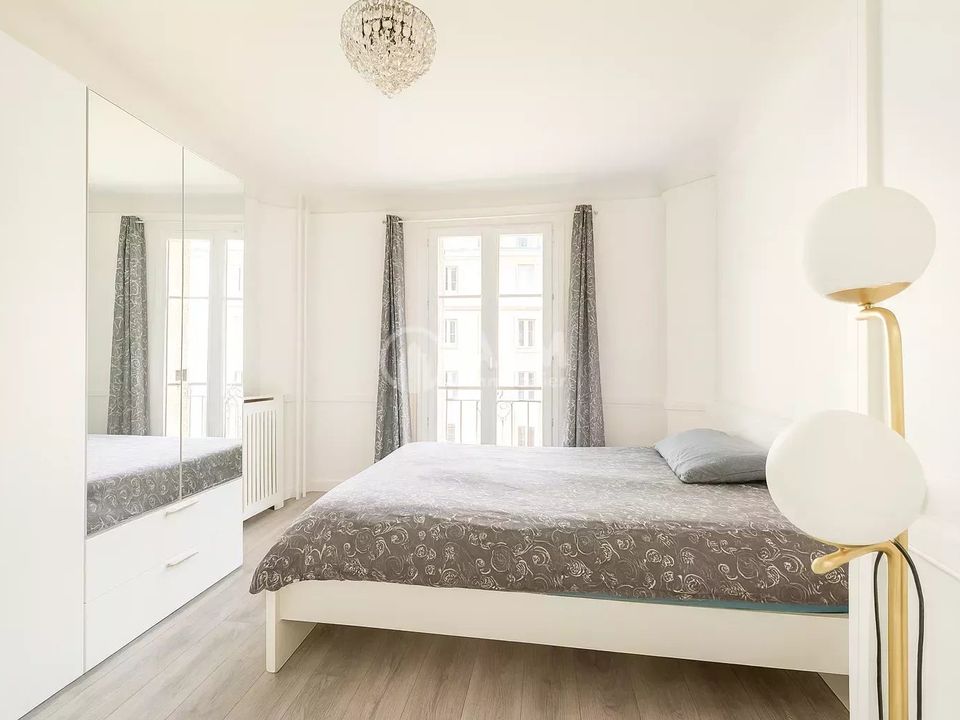 Lejlighed i Courbevoie, Hauts-de-Seine - foto 1