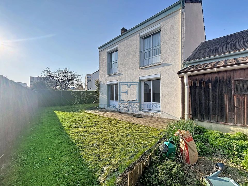 Villa i Élancourt, Yvelines - foto 1