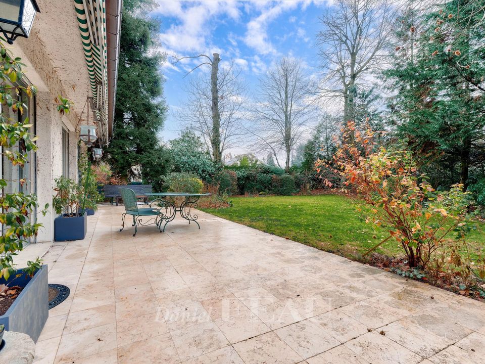 Villa i Vaucresson, Hauts-de-Seine - foto 2