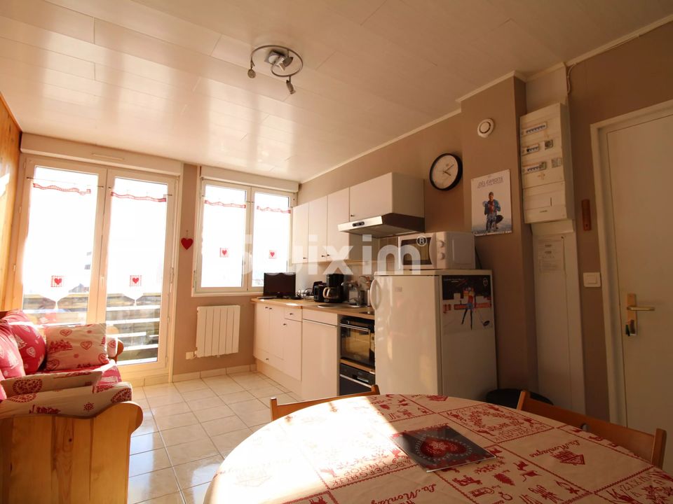 Lejlighed i Saint-Laurent-en-Grandvaux, Jura - foto 1
