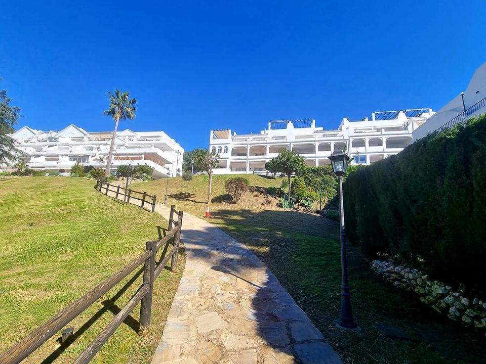 Lejlighed i Benahavis, Malaga - foto 1