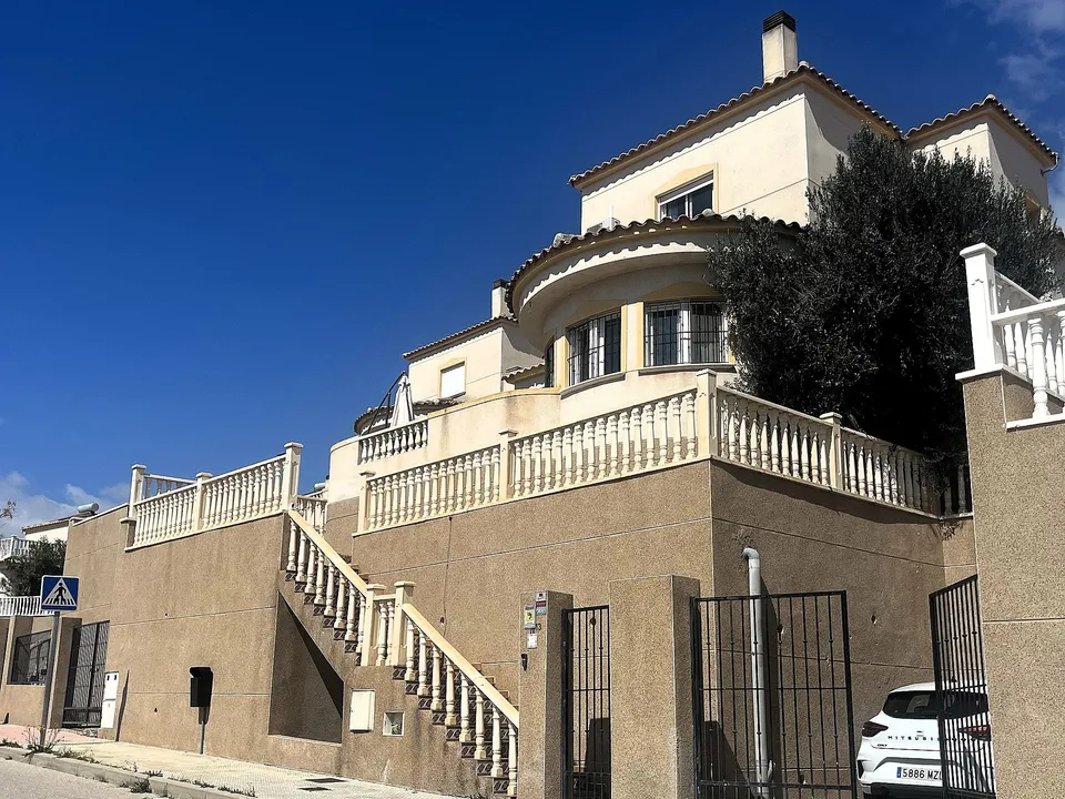 Villa a Castalla, Alicante - foto 1