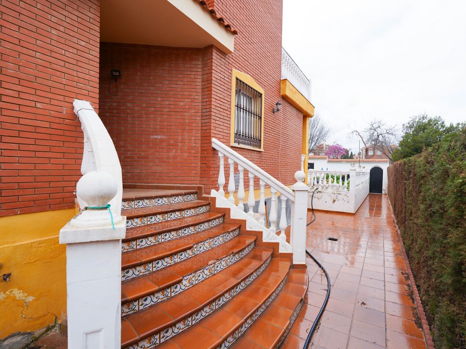 Villa i Malaga city, Malaga - foto 1