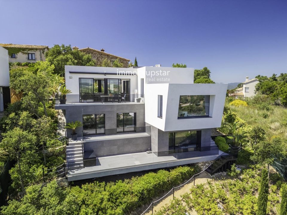 Villa i Castell-Platja D'aro, Gerona - foto 1