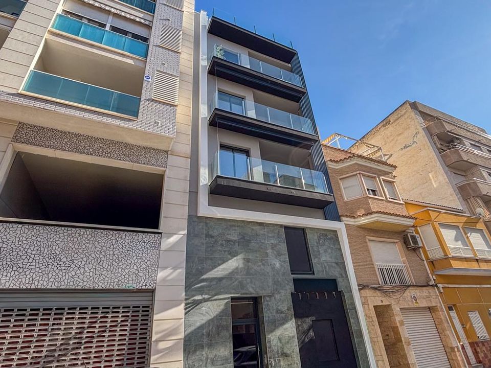 Erhvervsejendom i Santa Pola, Alicante - foto 1