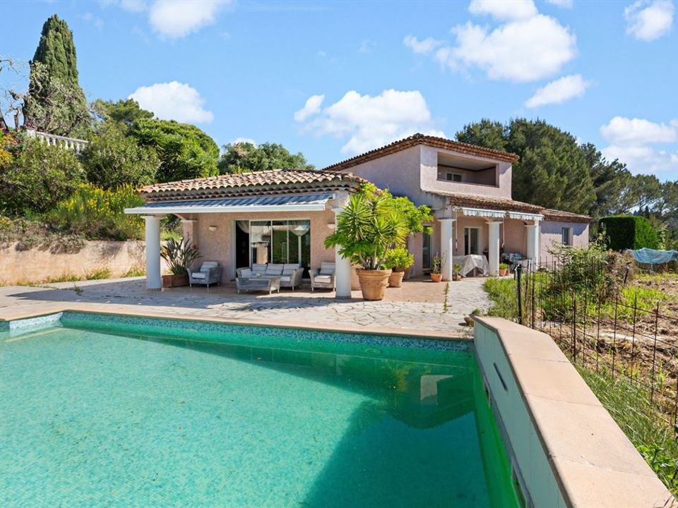 Villa a Mougins, Alpes-Maritimes - foto 1