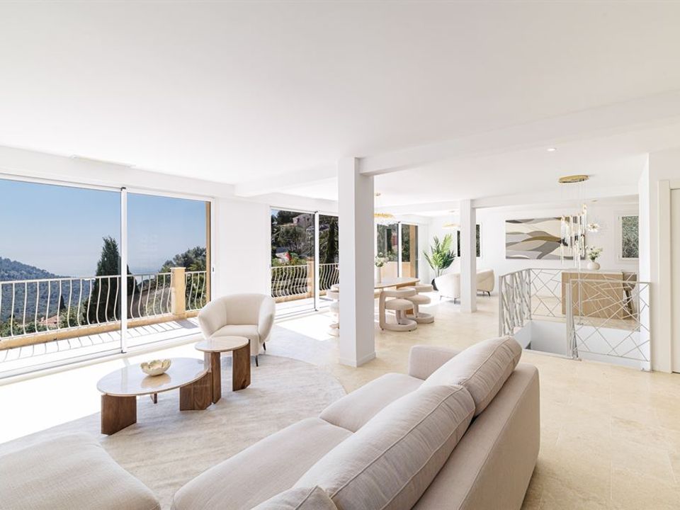 Villa i La Turbie, Alpes-Maritimes - foto 1