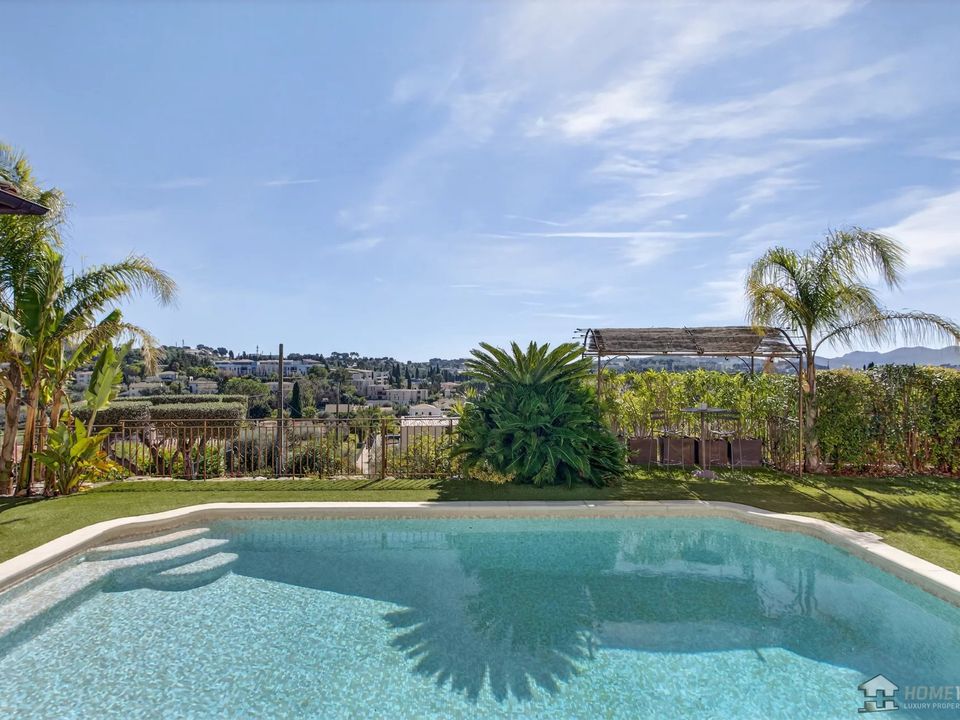 Villa i Mougins, Alpes-Maritimes - bilde 1