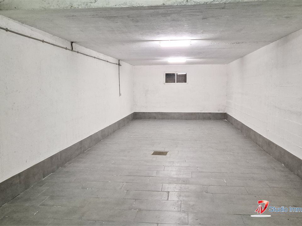 Parkeringsplads i Edolo, Brescia - foto 2