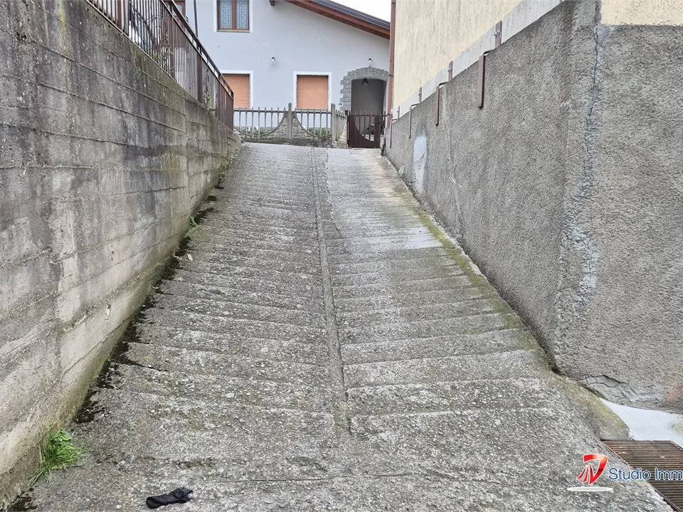 Parkeringsplads i Edolo, Brescia - foto 5
