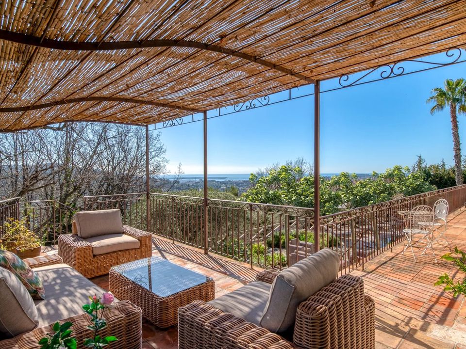 Villa i Mougins, Alpes-Maritimes - foto 2