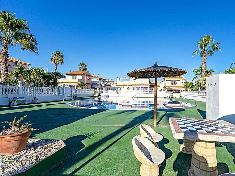 Byhus i Playa Flamenca, Alicante - foto 5
