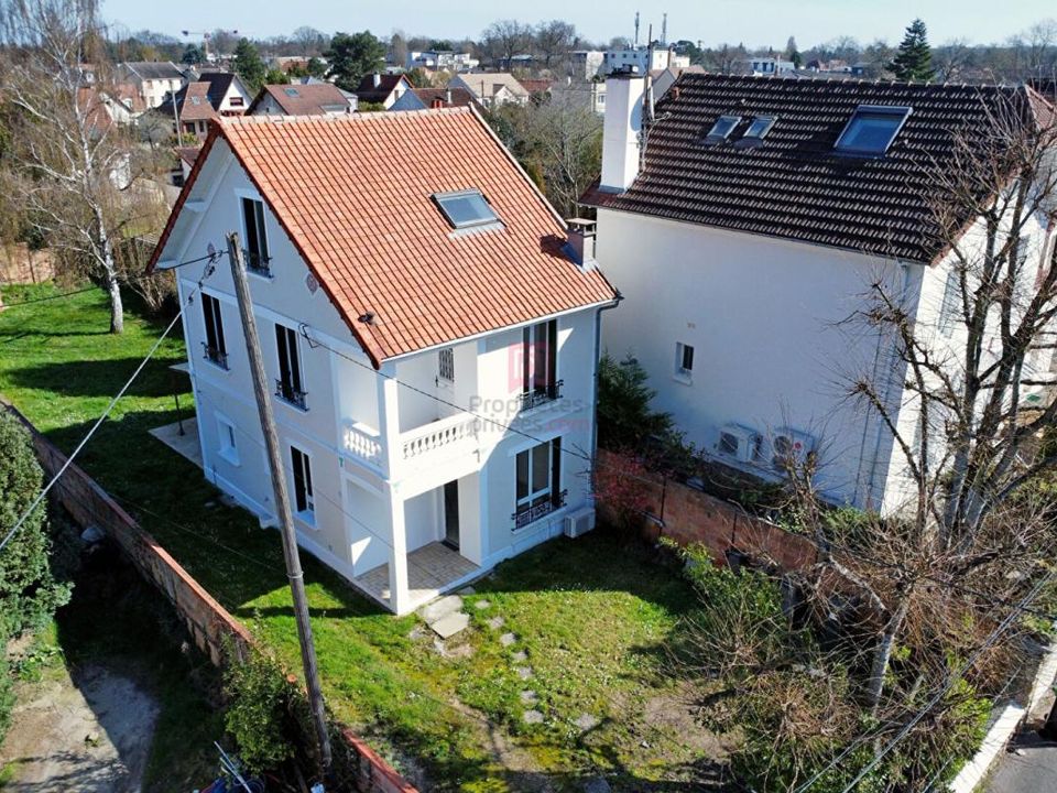 Villa i Sainte-Genevieve-des-Bois, Essonne - foto 2